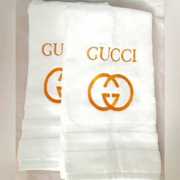 4pc Luxurious Style Embroidered Towel Set - Picture 2 of 4